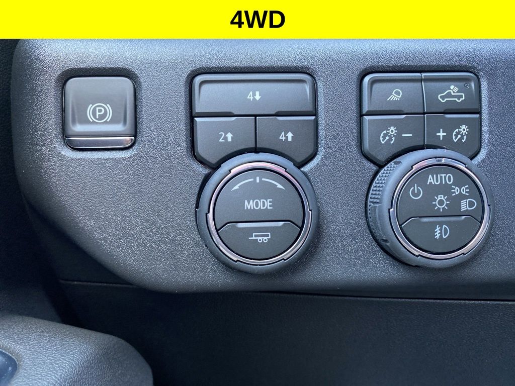 View vehicle photo 6