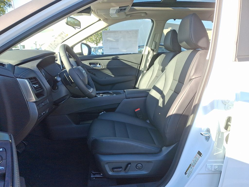 Thumbnail: 2026 Nissan Rogue - 6