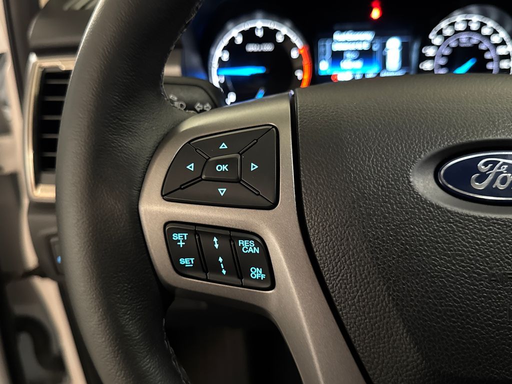 Used 2021 White Ford XLT image 18