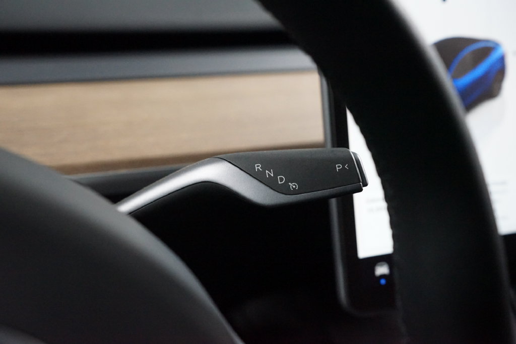 Thumbnail: 2025 Tesla Model Y - 15