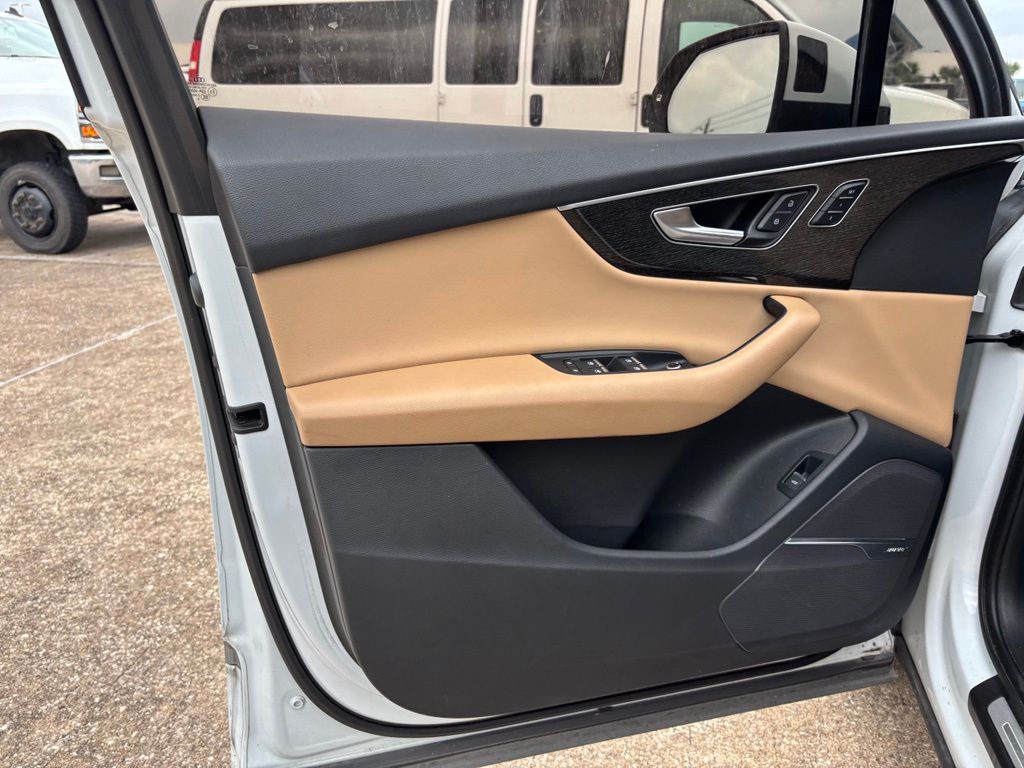 2020 Audi Q7 55 Premium Plus White at Ultimate Motorsports