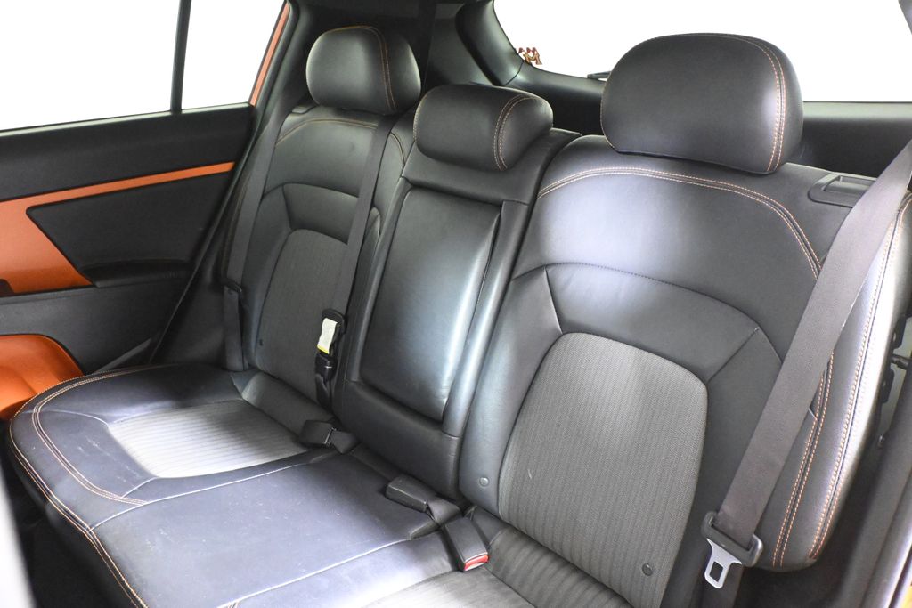 Thumbnail: 2011 Kia Sportage - 4