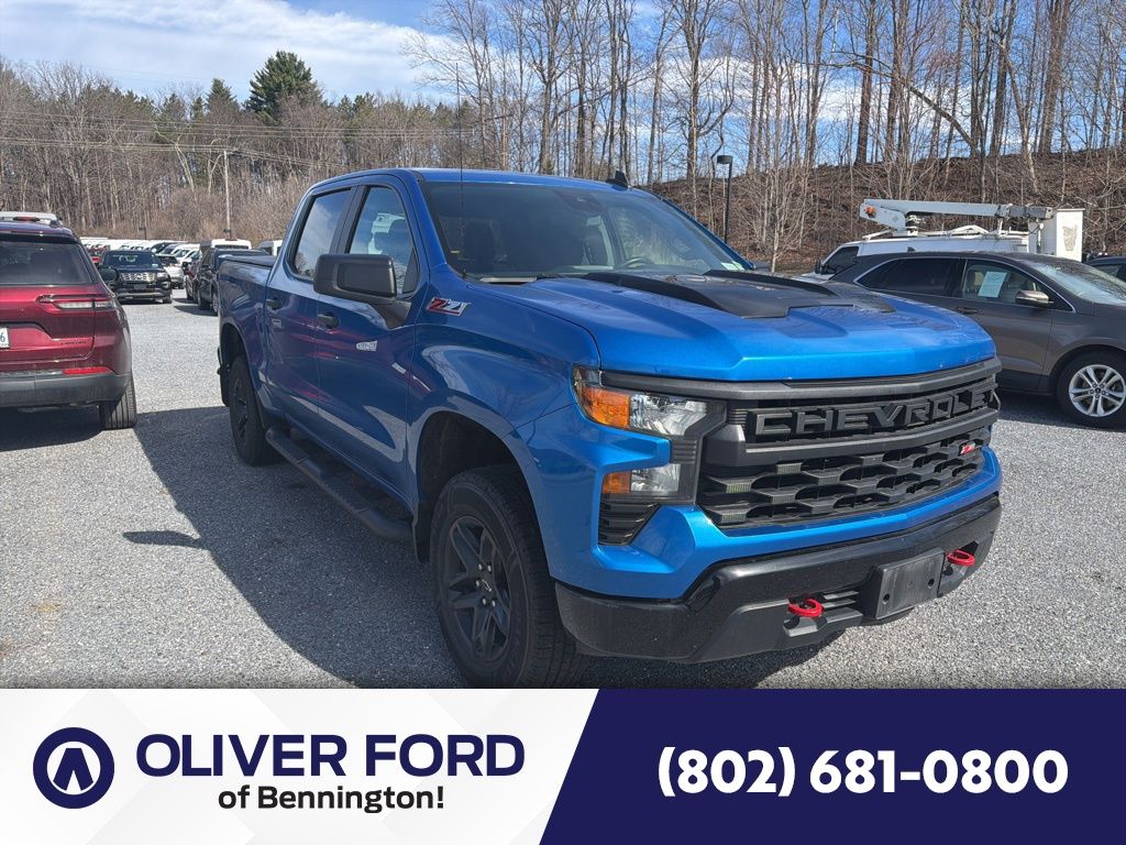 Glacier Blue Metallic 2023 Chevrolet Silverado 1500 Custom Trail Boss Crew Cab 4WD Pickup Truck Four-Wheel Drive Automatic