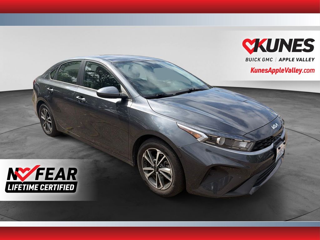Gravity Gray 2024 Kia Forte Sedan Front-Wheel Drive Continuously Variable Transmission