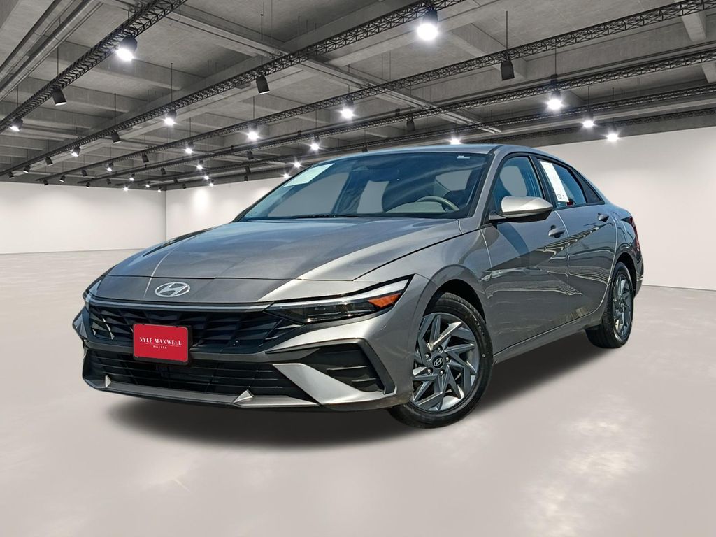 2024 Hyundai Elantra