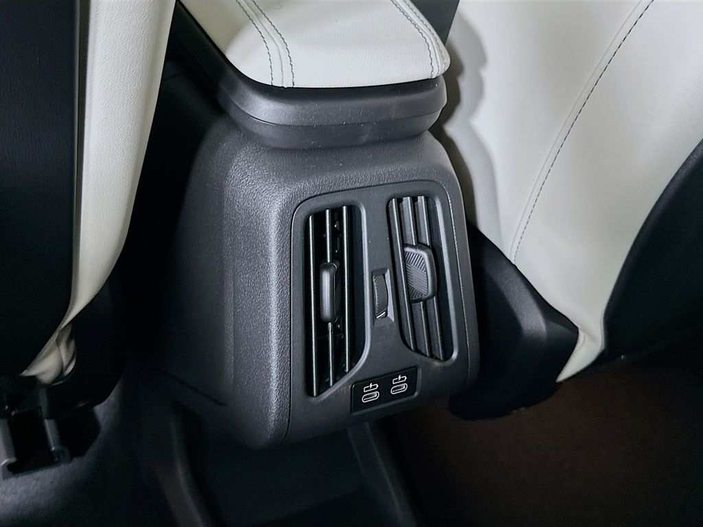 Thumbnail: 2026 BMW X2 - 18