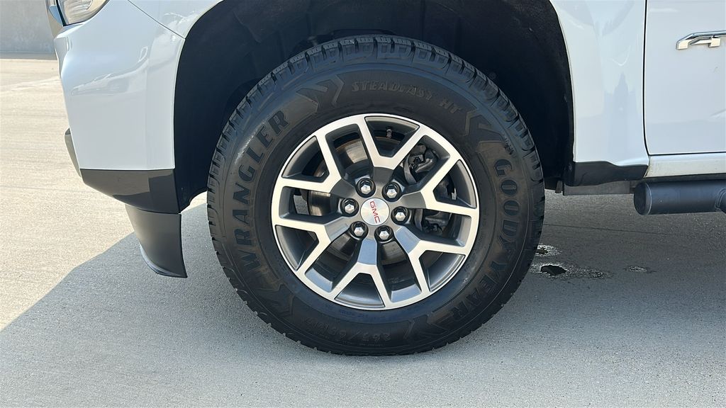 2021 GMC Canyon AT4 w/Leather White at AutoSavvy Houston Southwest