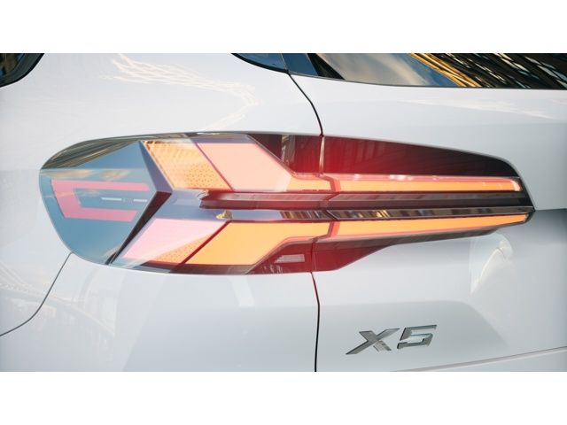 Thumbnail: 2026 BMW X5 - 8