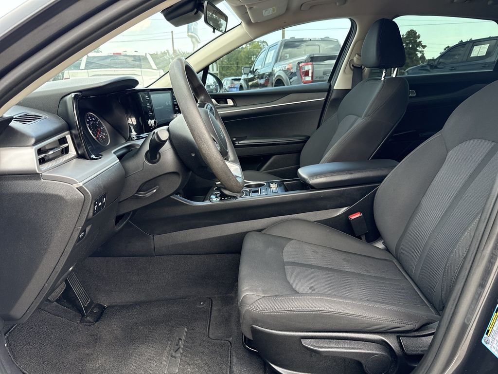 2023 Kia K5 LXS - 11