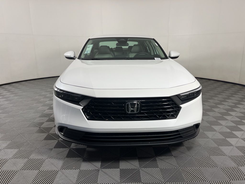 2025 Honda Accord LX 16