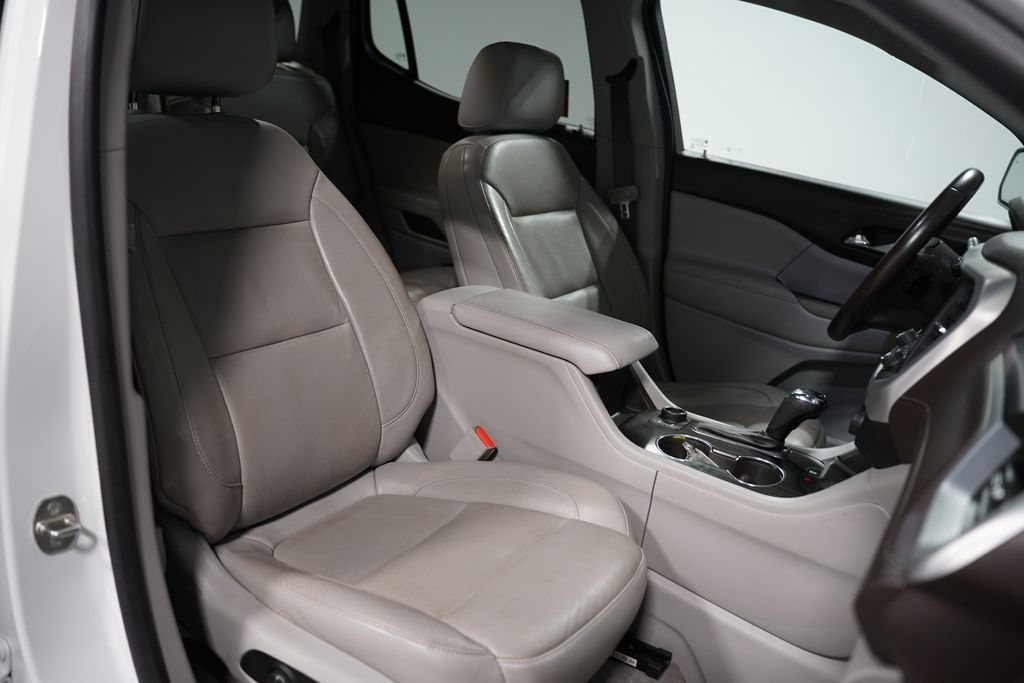 Thumbnail: 2017 GMC Acadia - 27