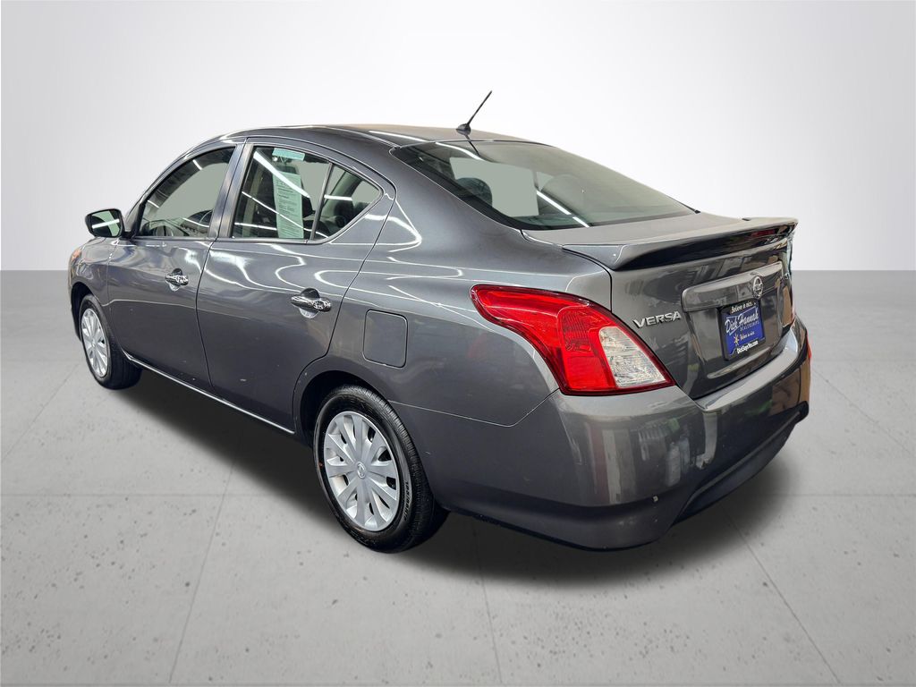 2019 Nissan Versa 1.6 SV