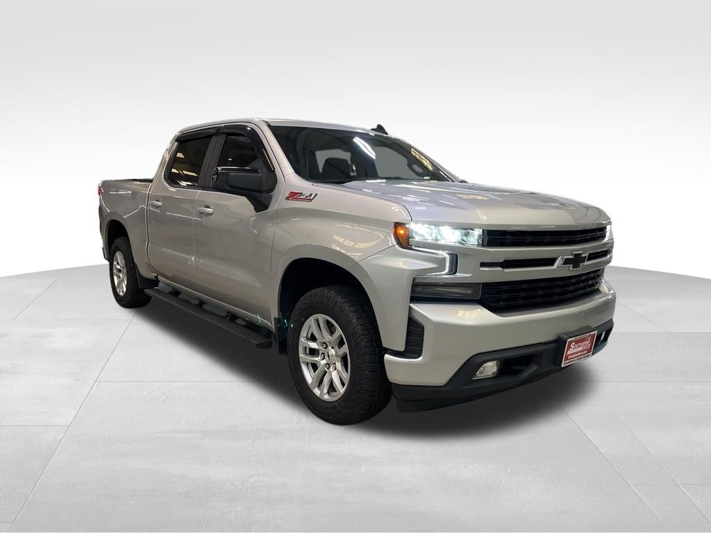 Used 2021 Silver Chevrolet RST image 7