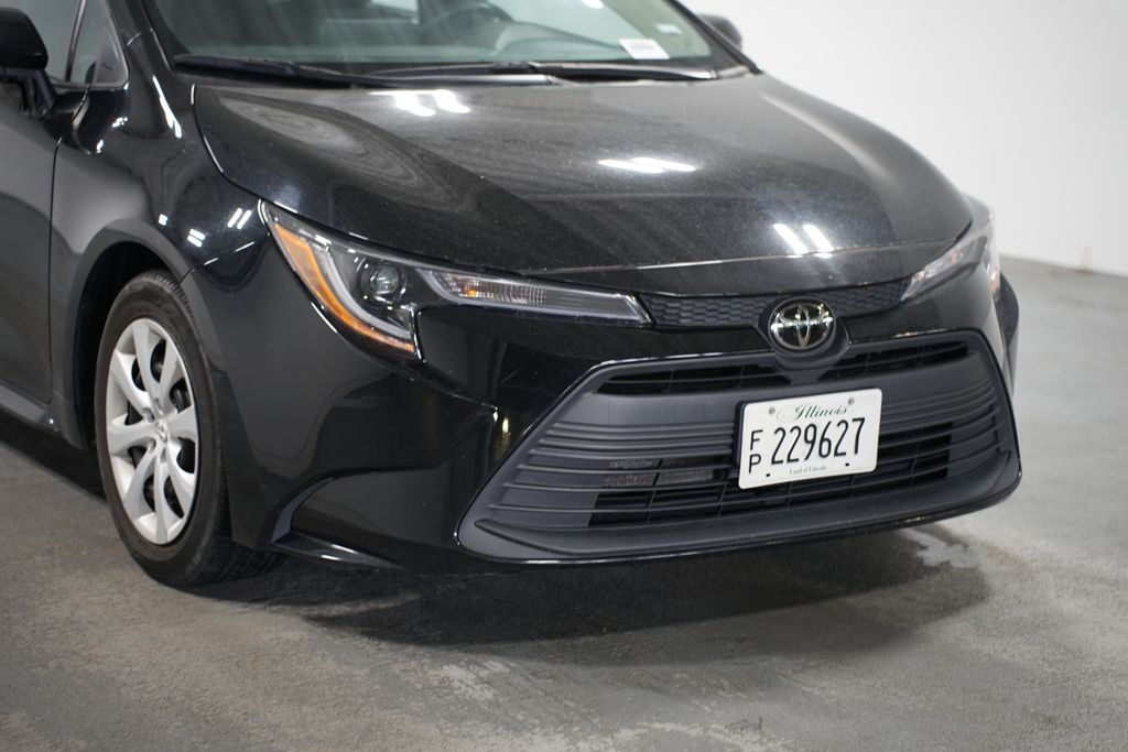 Thumbnail: 2023 Toyota Corolla - 4