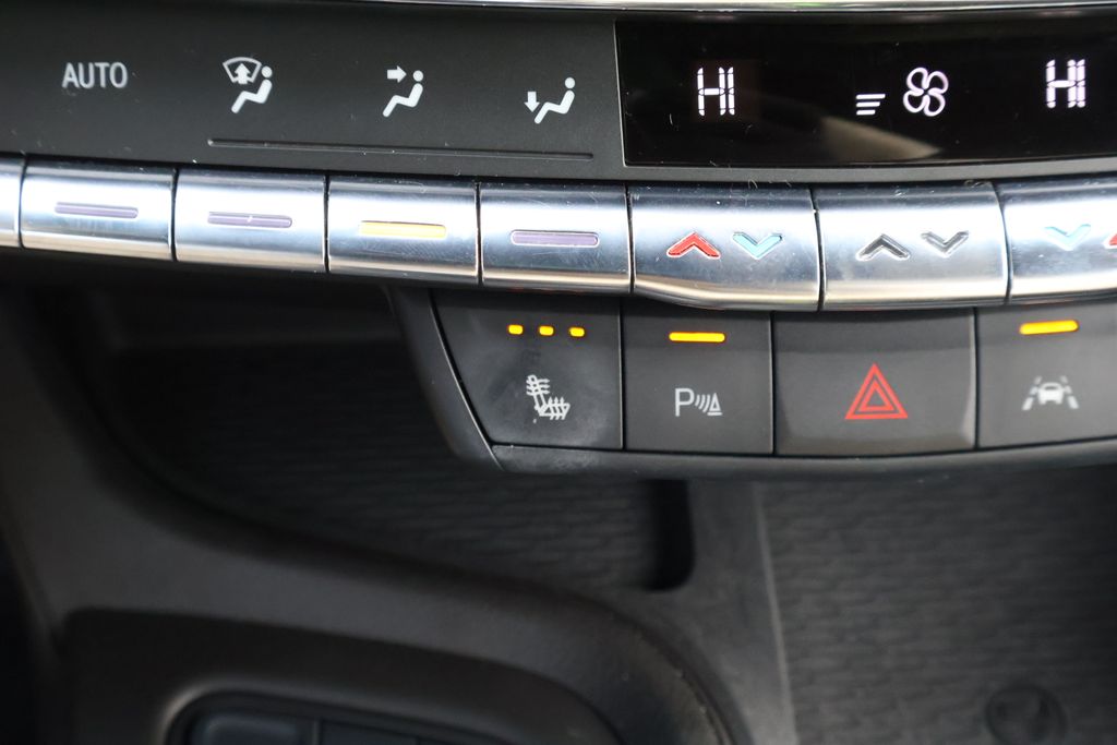 Thumbnail: 2023 Cadillac CT5 - 19