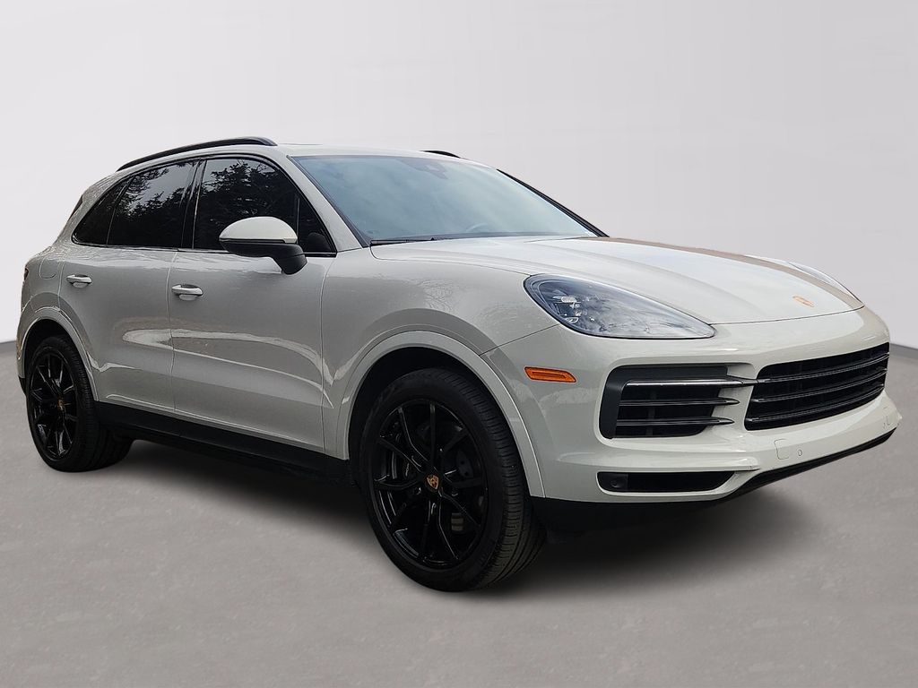 Thumbnail: 2023 Porsche Cayenne - 3