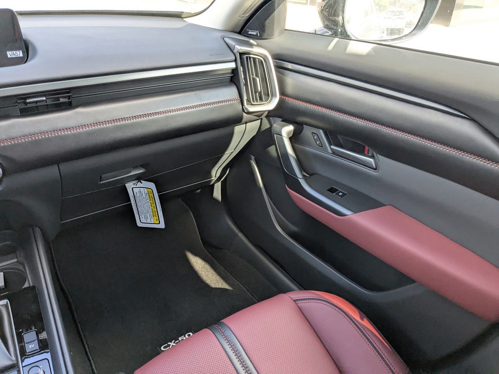 2025 Mazda CX-50 Hybrid Premium Package
