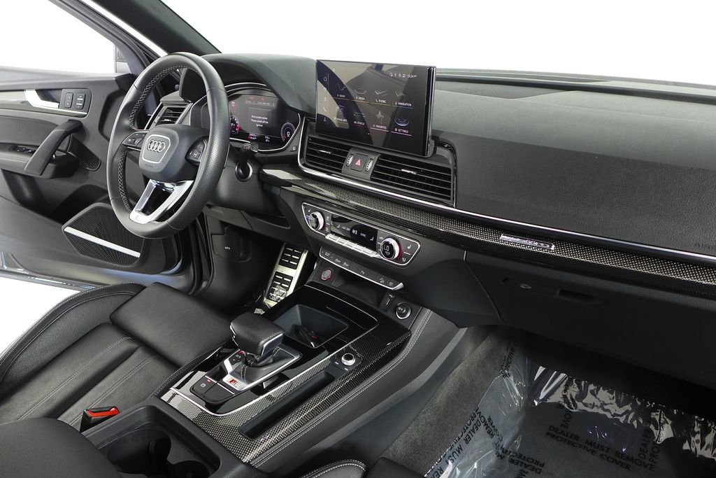 Thumbnail: 2023 Audi SQ5 - 13