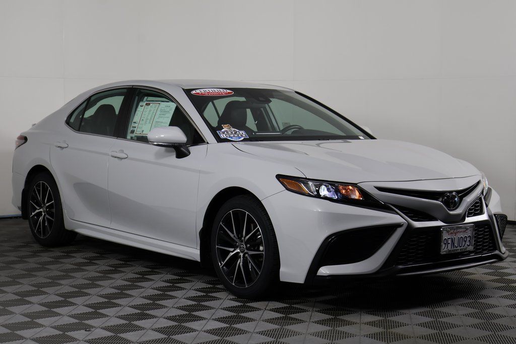 Thumbnail: 2023 Toyota Camry - 3