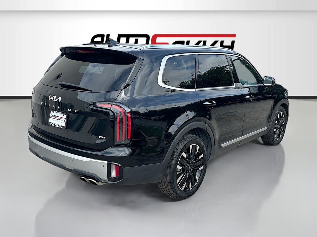 Used 2023 Black Kia SX-Prestige image 7