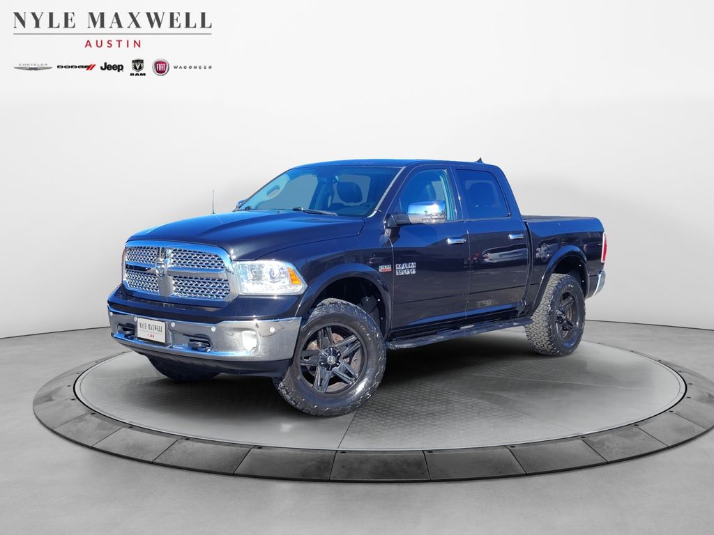2015 RAM 1500 Laramie Crew Cab 4WD