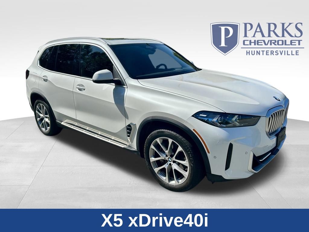 Mineral White Metallic 2025 BMW X5 xDrive40i AWD SUV / Crossover All-Wheel Drive 8-Speed Automatic