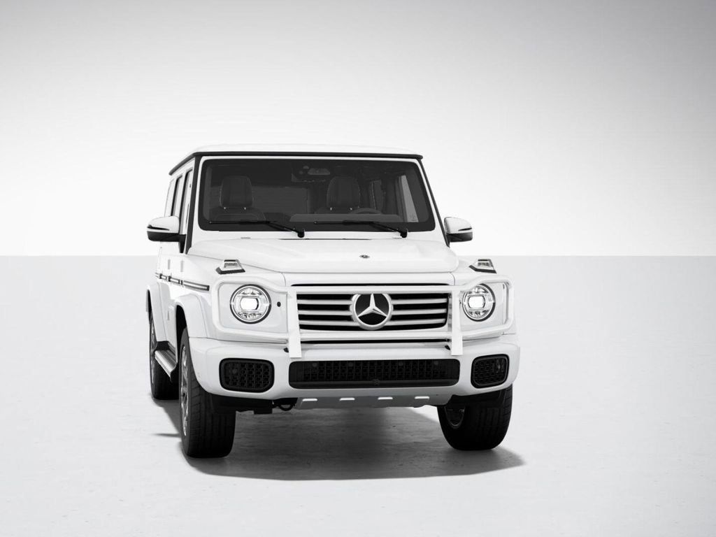 2025 Mercedes-Benz G-Class G 550 8