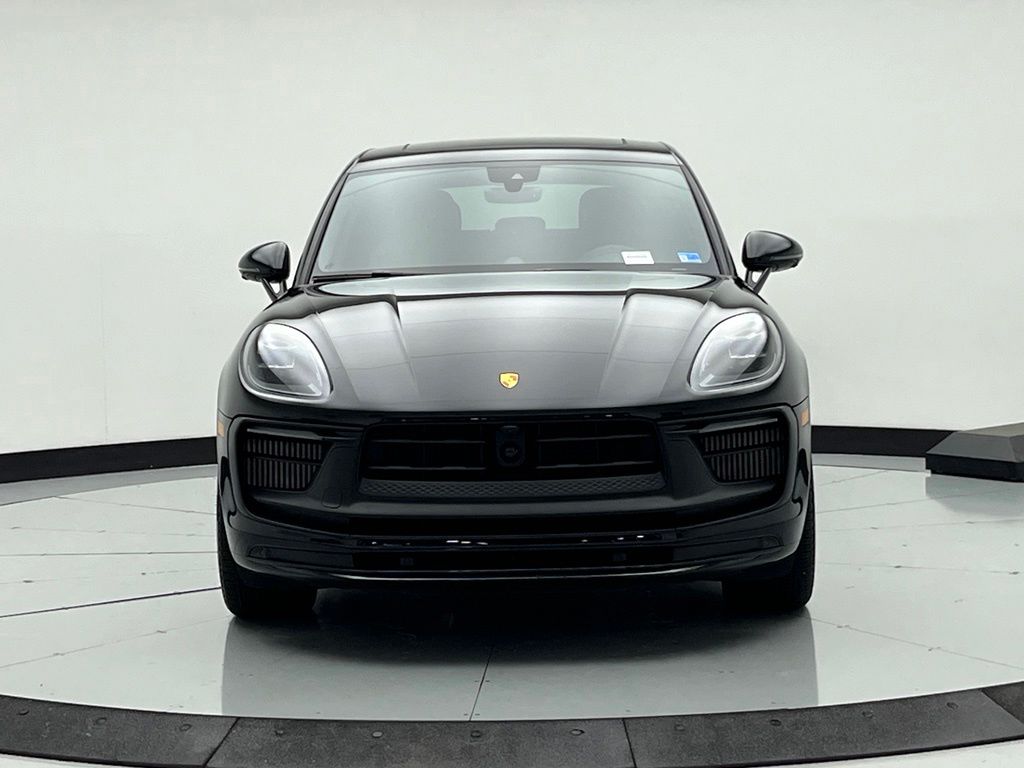Thumbnail: 2025 Porsche Macan - 8