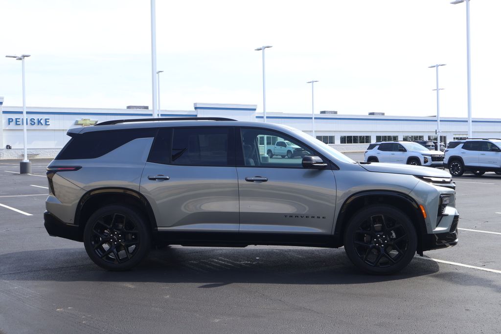 Thumbnail: 2026 Chevrolet Traverse - 9