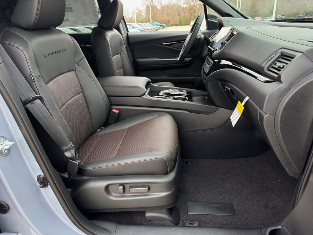 2026 Honda Ridgeline Black Edition Gray at Community Honda