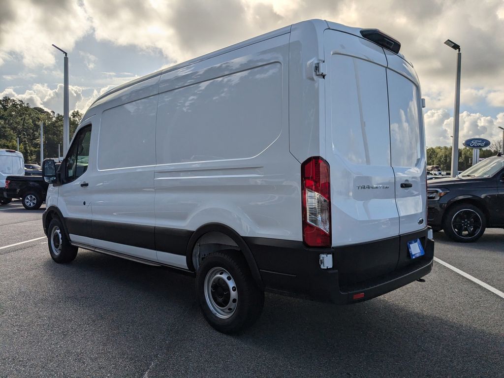 2025 Ford Transit 250