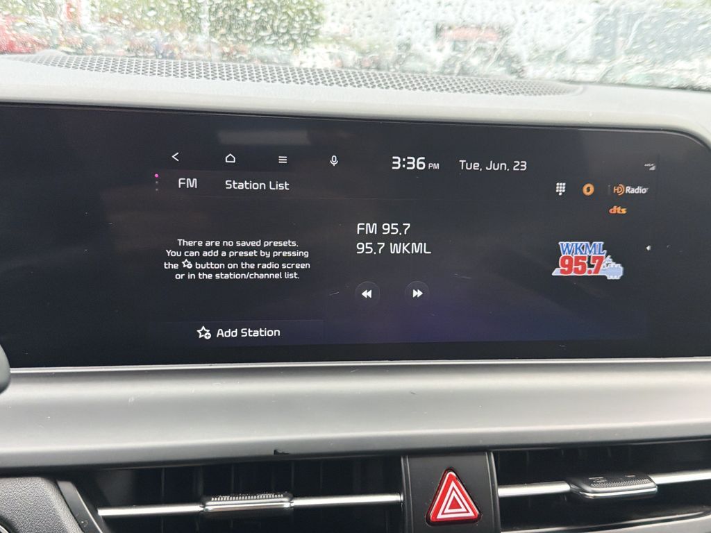 Used 2025 Kia Seltos SUV