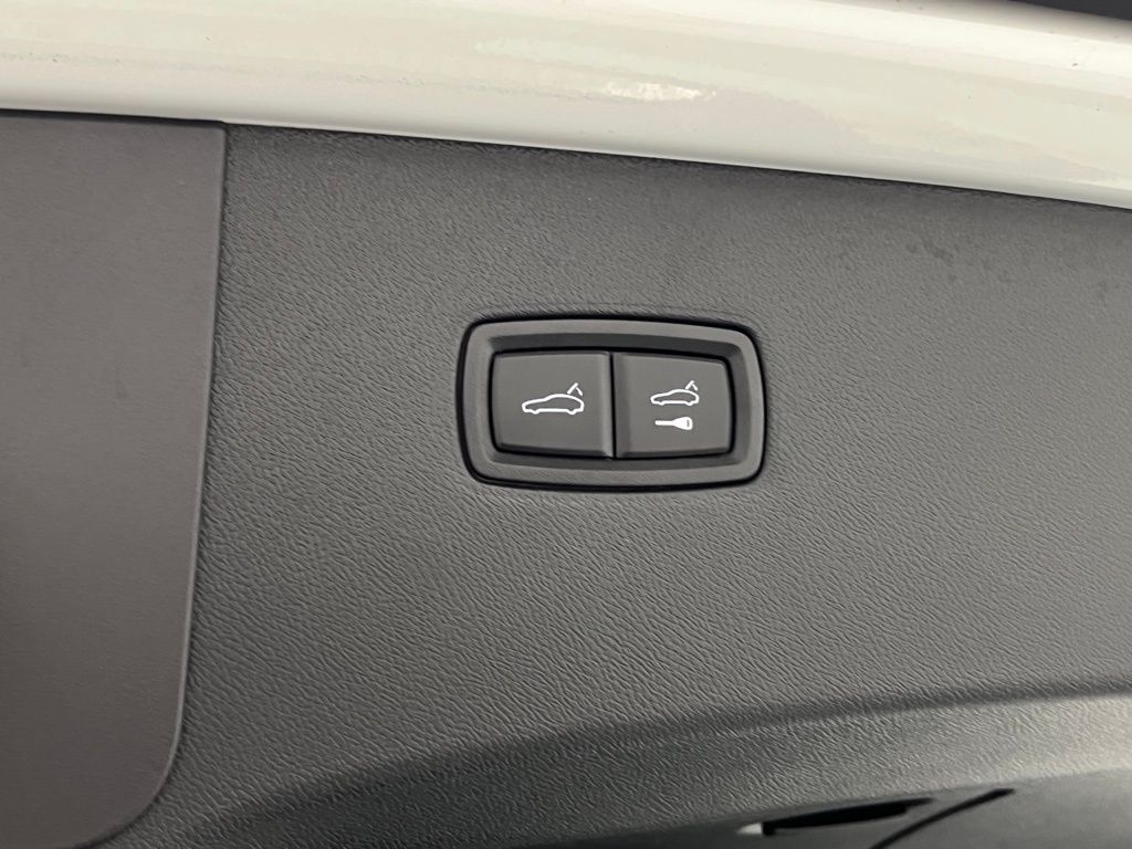 Thumbnail: 2024 Porsche  - 32