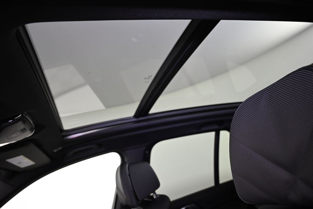 Thumbnail: 2026 BMW X5 - 20