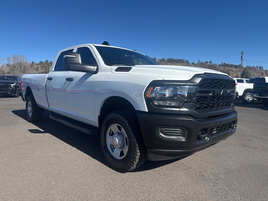 Bright White Clearcoat 2024 RAM 2500 Pickup Truck Four-Wheel Drive Automatic