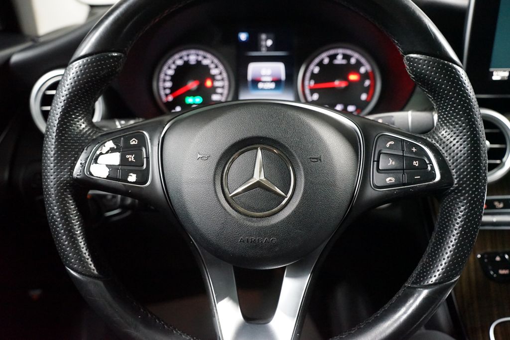 Thumbnail: 2016 Mercedes-Benz GLC - 12