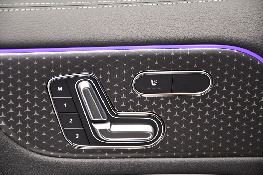 Thumbnail: 2025 Mercedes-Benz GLA - 31