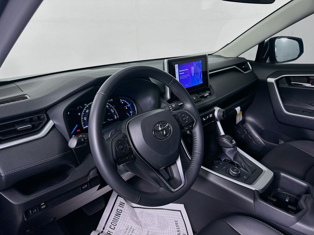 2024 Toyota RAV4 XLE Premium 9