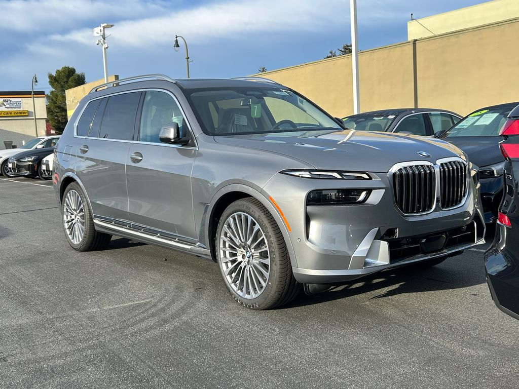 Thumbnail: 2026 BMW X7 - 2