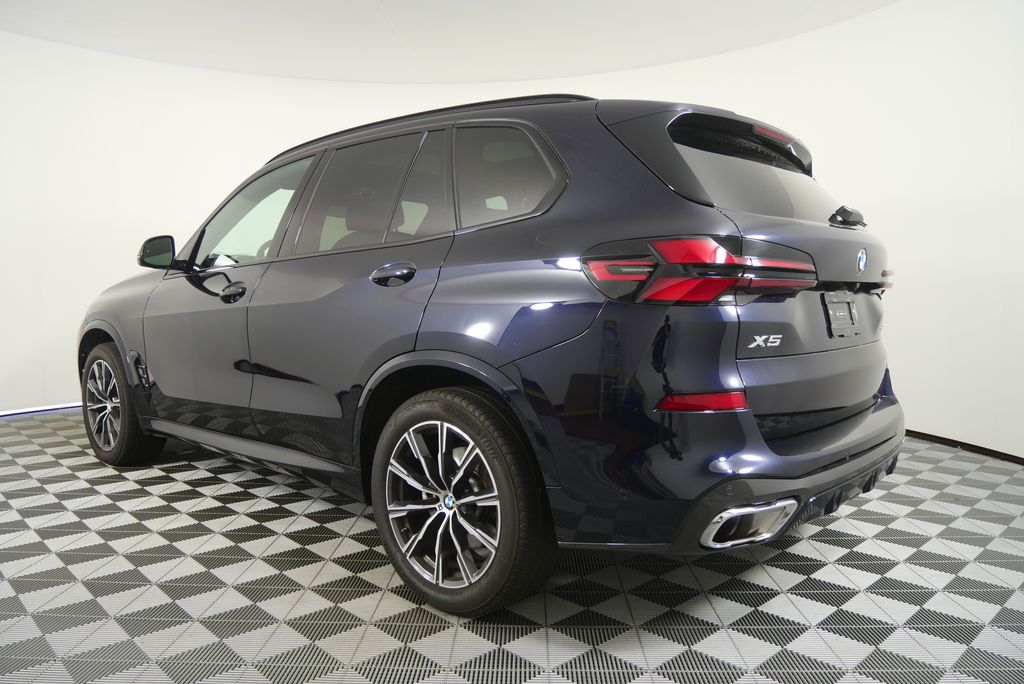 Thumbnail: 2026 BMW X5 - 5