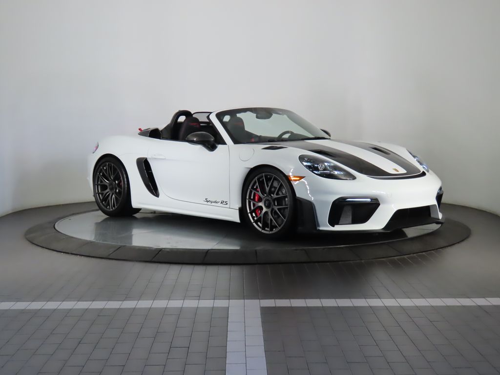 Thumbnail: 2025 Porsche  - 17
