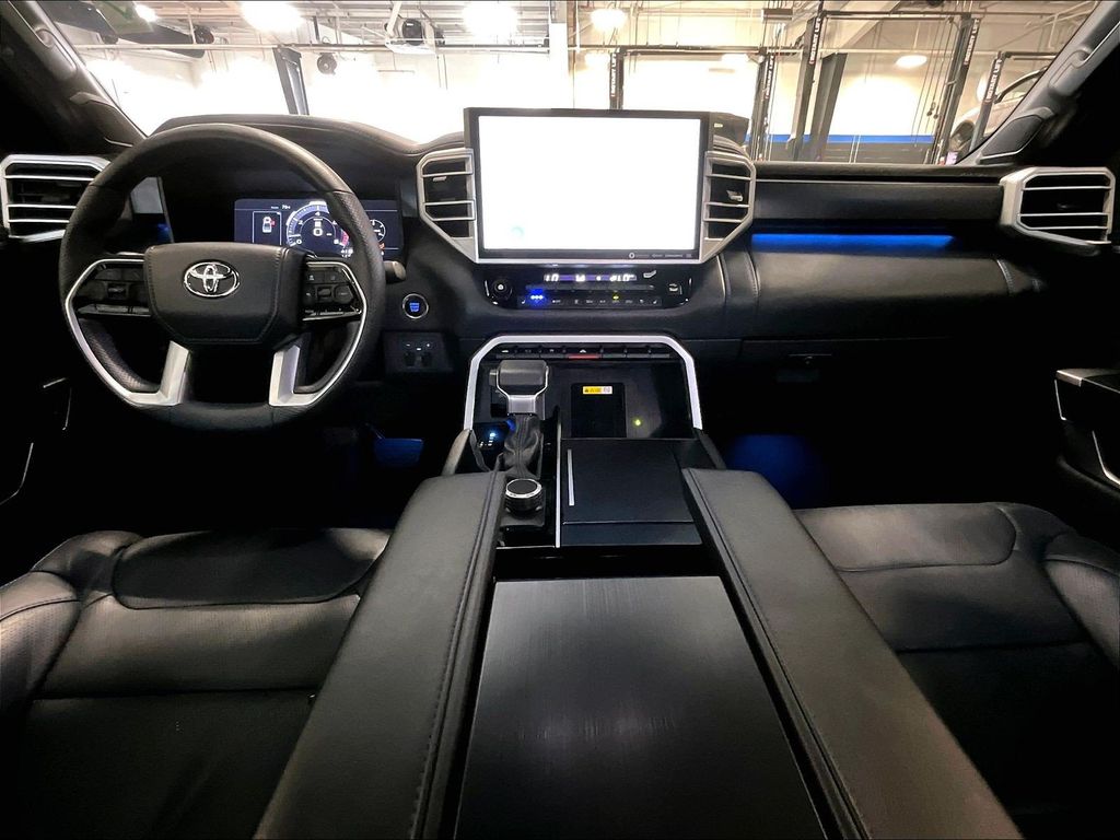 2024 Toyota Tundra — photo 21
