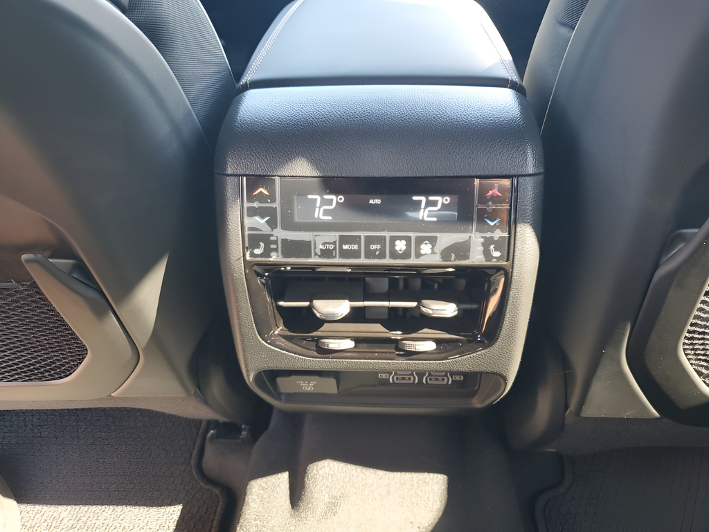 New Car 2025 Jeep Grand Cherokee L  Summit For Sale Under $70,000 In Austin, Texas