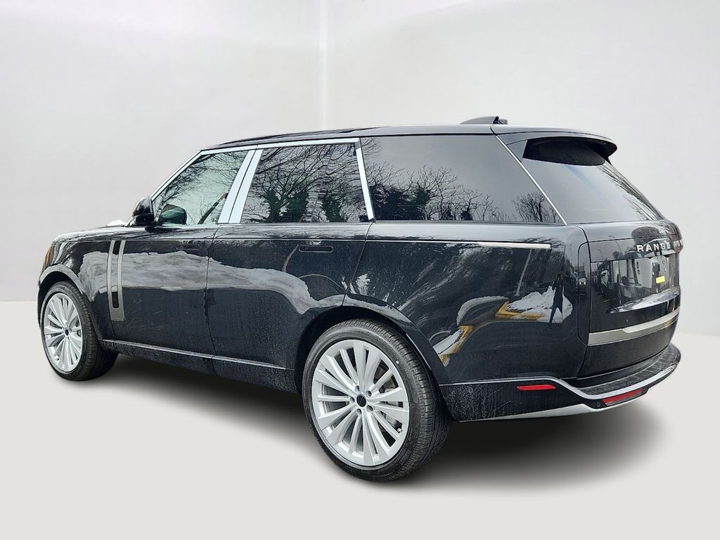 Thumbnail: 2026 Land Rover Range Rover - 4