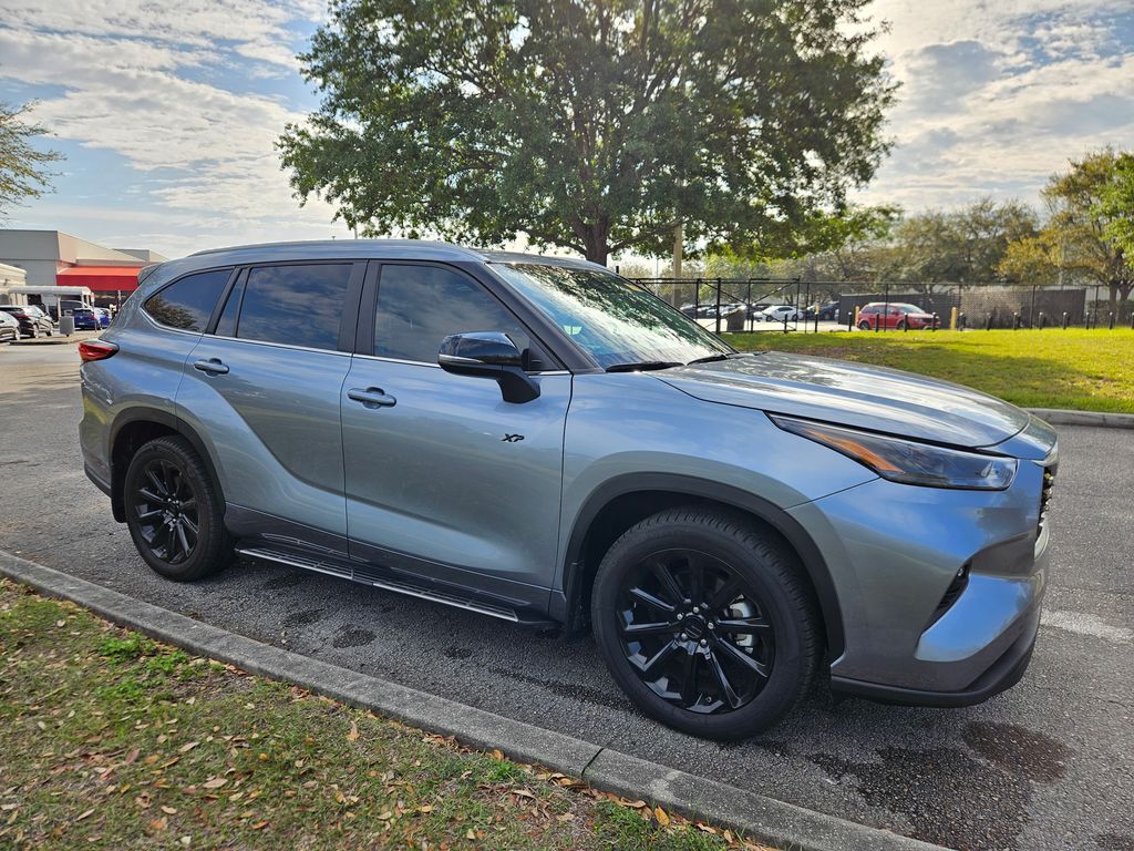 2023 Toyota Highlander XLE 7