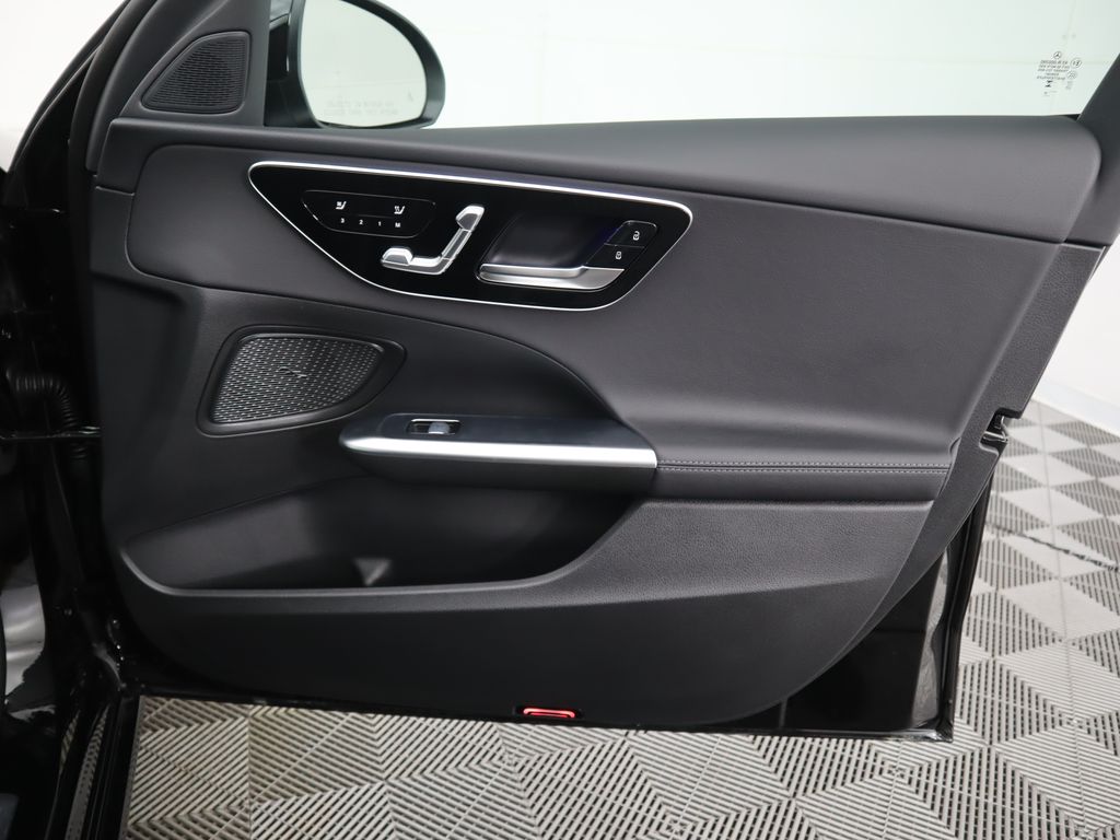 Thumbnail: 2025 Mercedes-Benz C-Class - 26