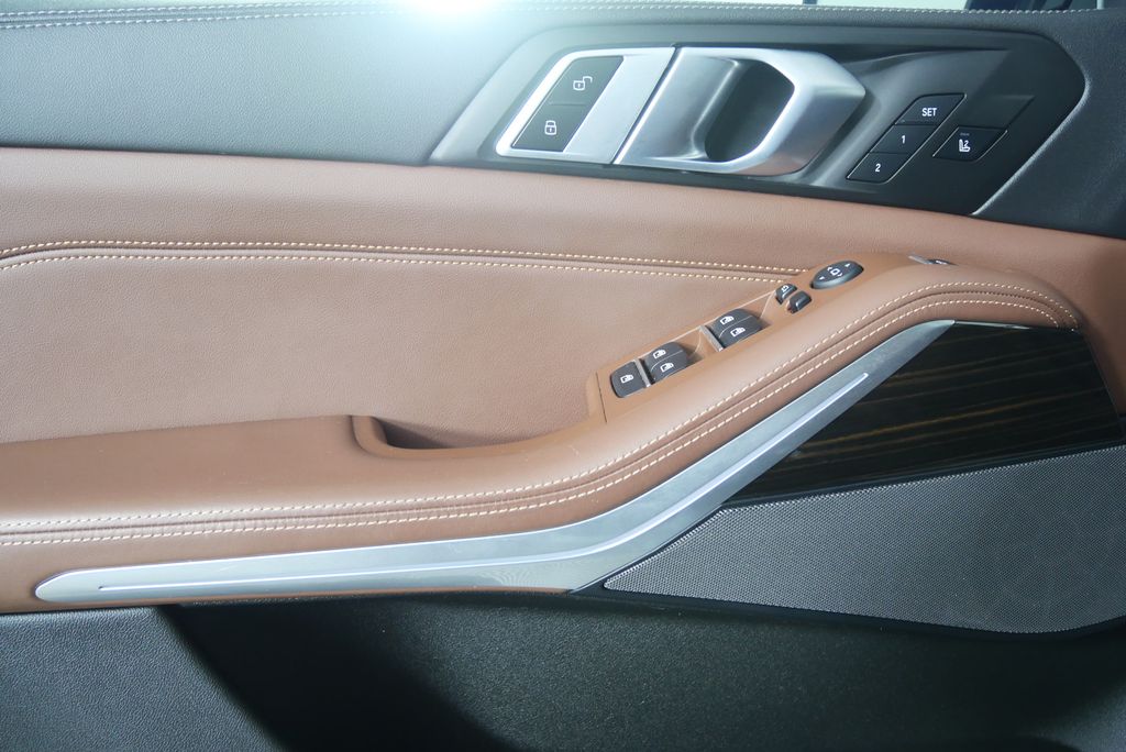 Thumbnail: 2024 BMW X5 - 8