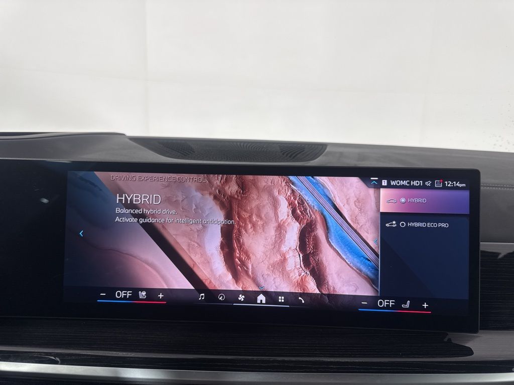 Thumbnail: 2025 BMW X5 - 22