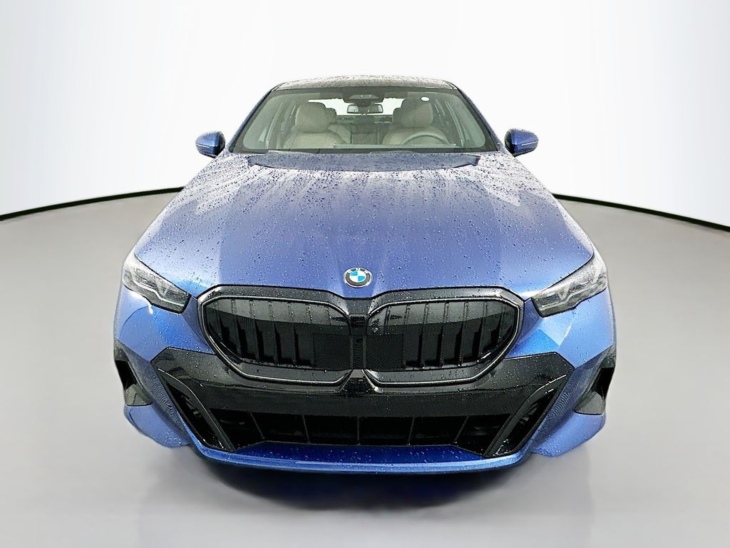Thumbnail: 2026 BMW 5 Series - 2