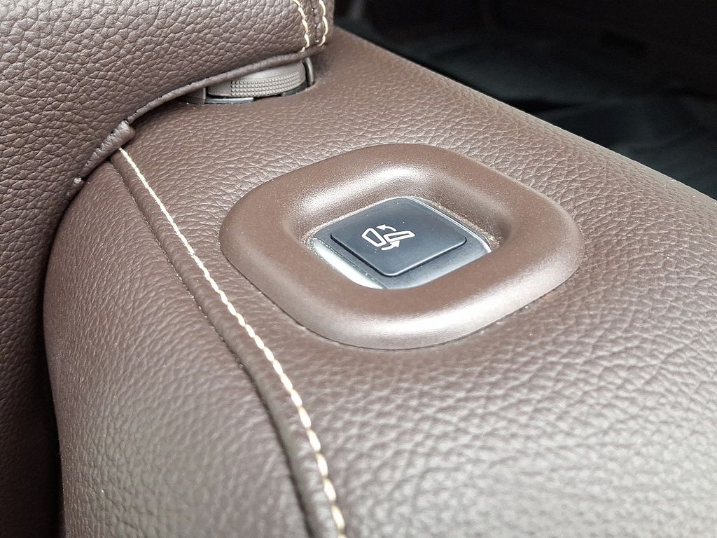 Thumbnail: 2019 Mercedes-Benz GLS - 11